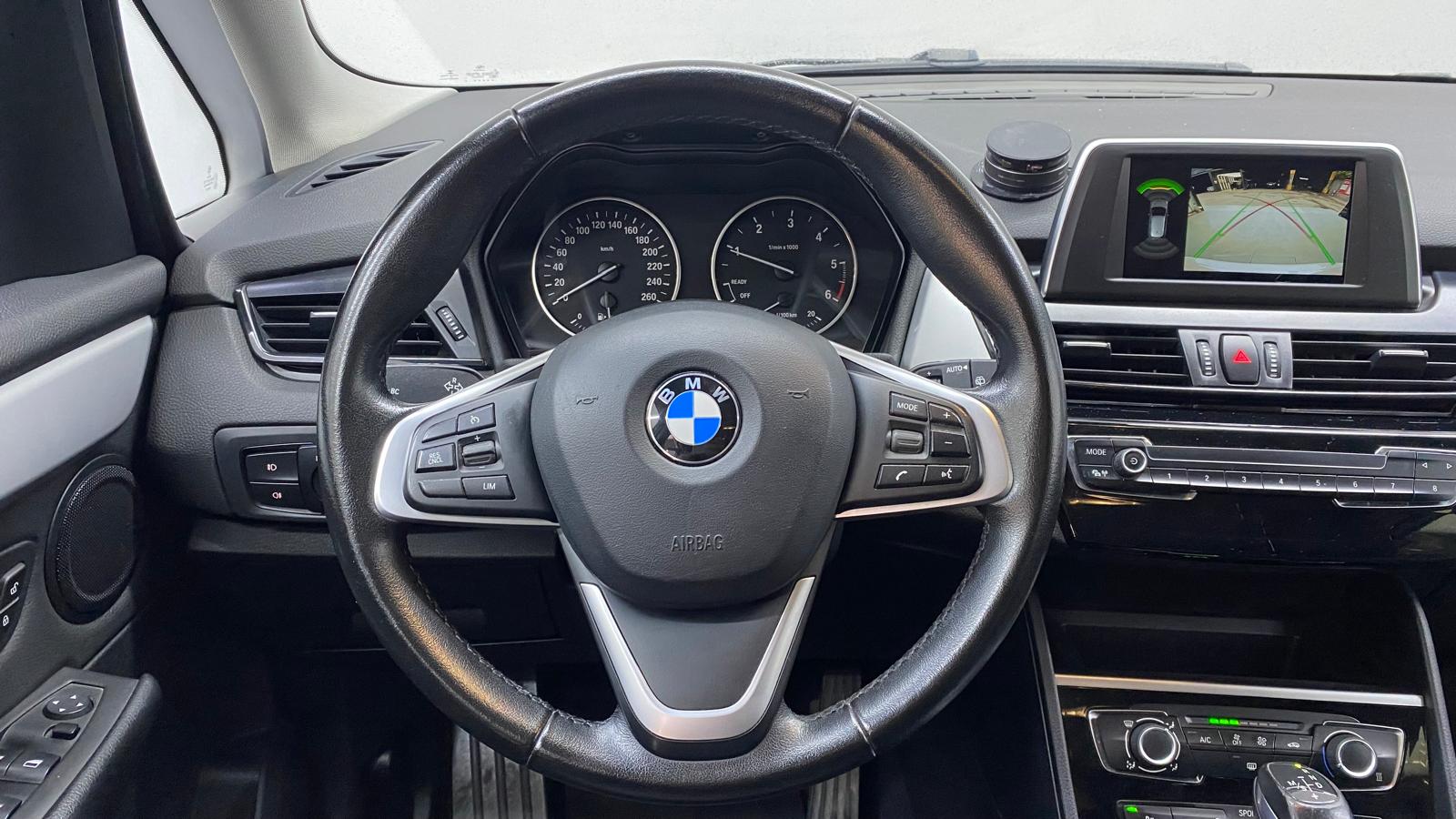 BMW 216d 19